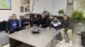 Наградиха  Радослав Димов със спортна екипировка - ПГ Генерал Владимир Заимов - Сопот