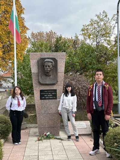 ПГ „Ген. Владимир Заимов" отбелязва Деня на народните будители 14
