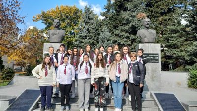 ПГ „Ген. Владимир Заимов" отбелязва Деня на народните будители 5